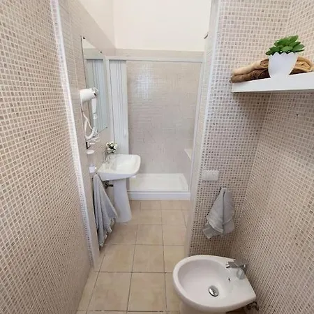 La Casa Sulla Via - Al Piano Terra *